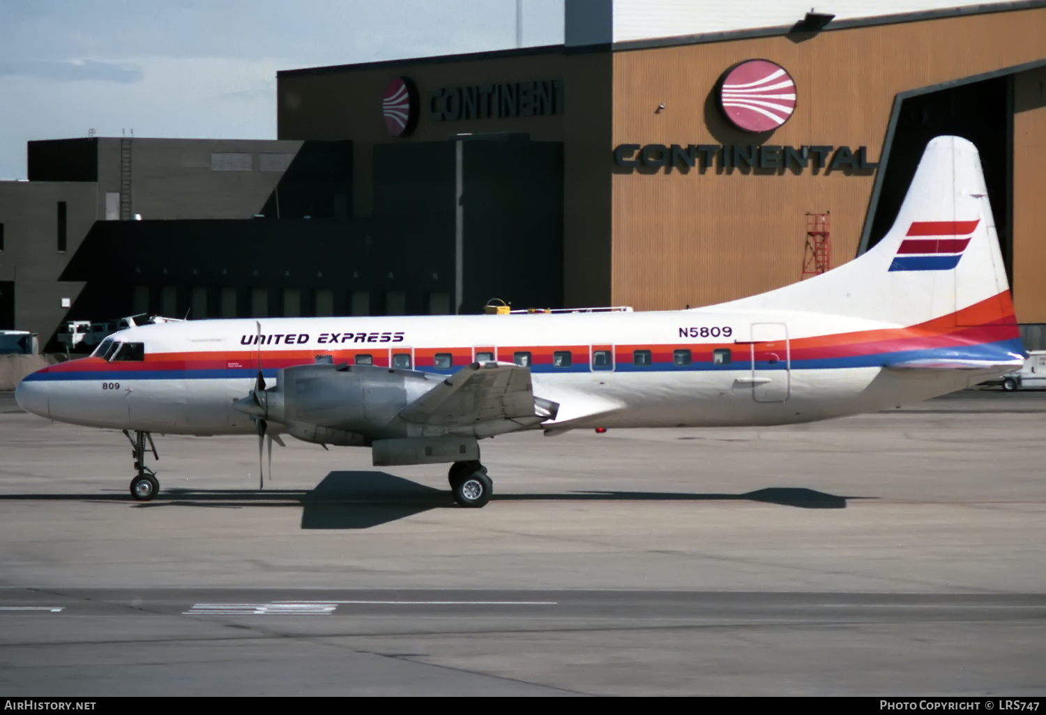 Aircraft Photo of N5809 | Convair 580 | United Express | AirHistory.net #361380