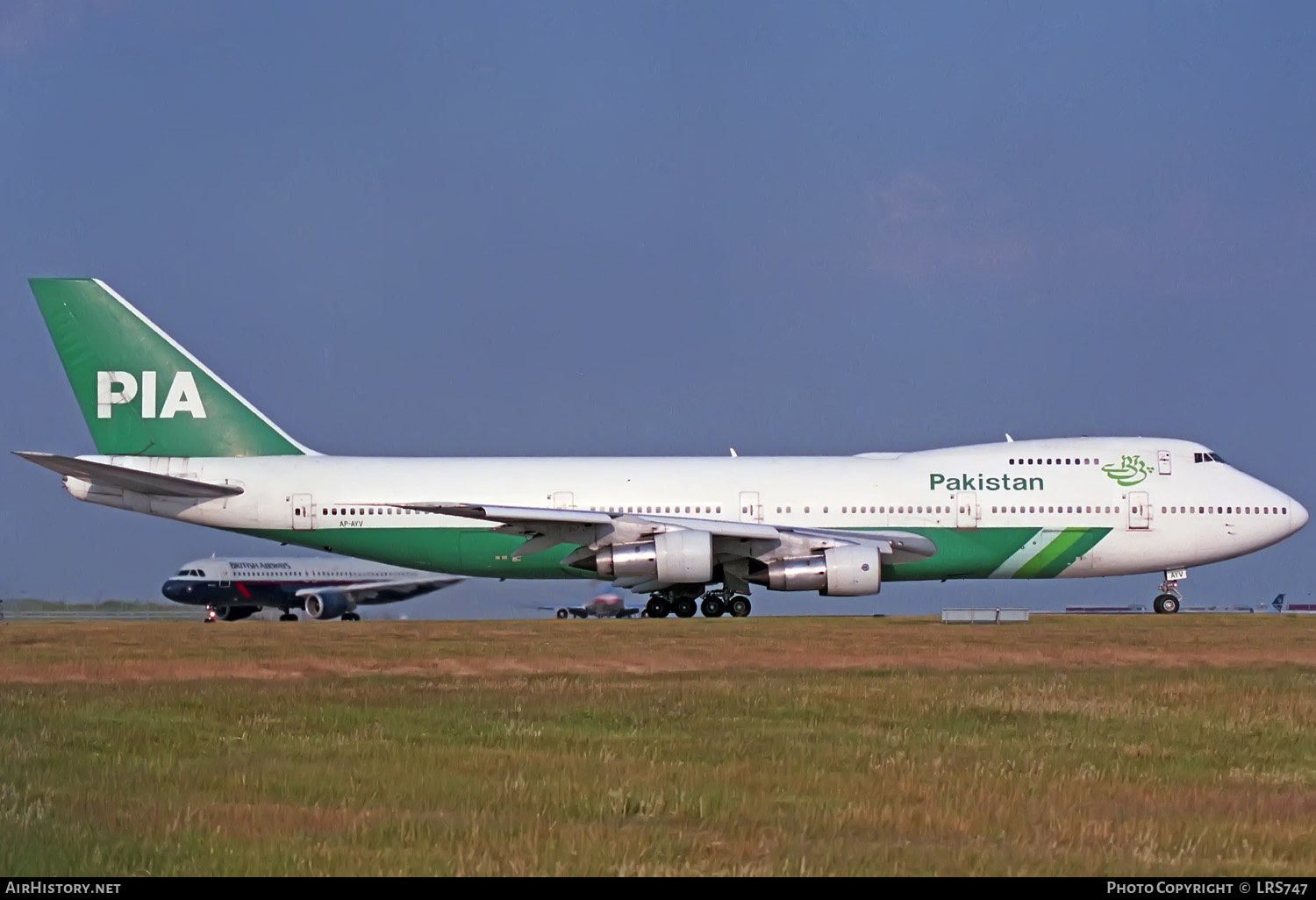 Aircraft Photo of AP-AYV | Boeing 747-282B | Pakistan International Airlines - PIA | AirHistory.net #361388