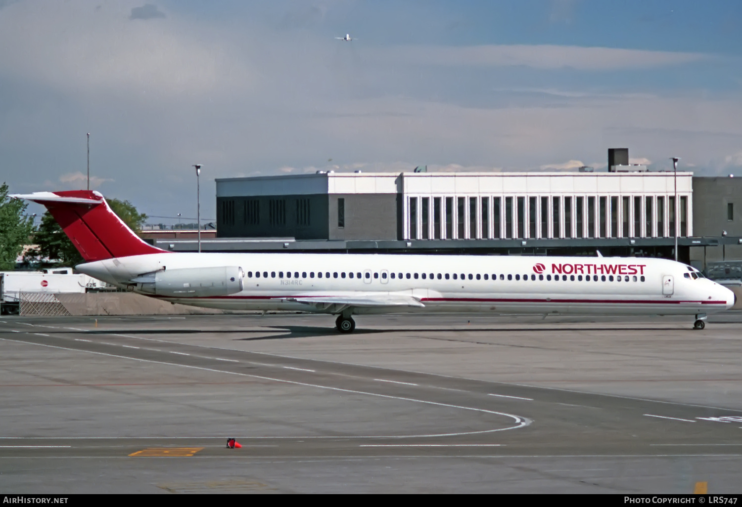 Aircraft Photo of N314RC | McDonnell Douglas MD-82 (DC-9-82) | Northwest Airlines | AirHistory.net #361390