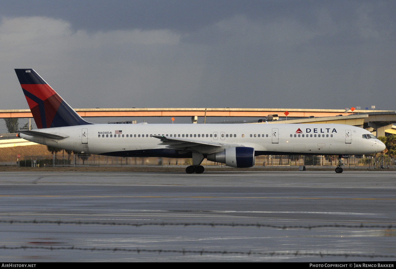 Aircraft Photo of N608DA | Boeing 757-232 | Delta Air Lines | AirHistory.net #361482