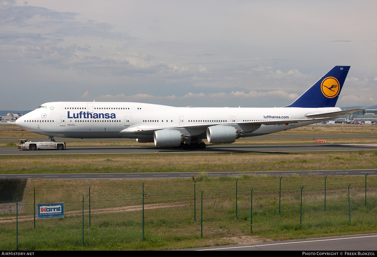 Aircraft Photo of D-ABYF | Boeing 747-830 | Lufthansa | AirHistory.net #361503
