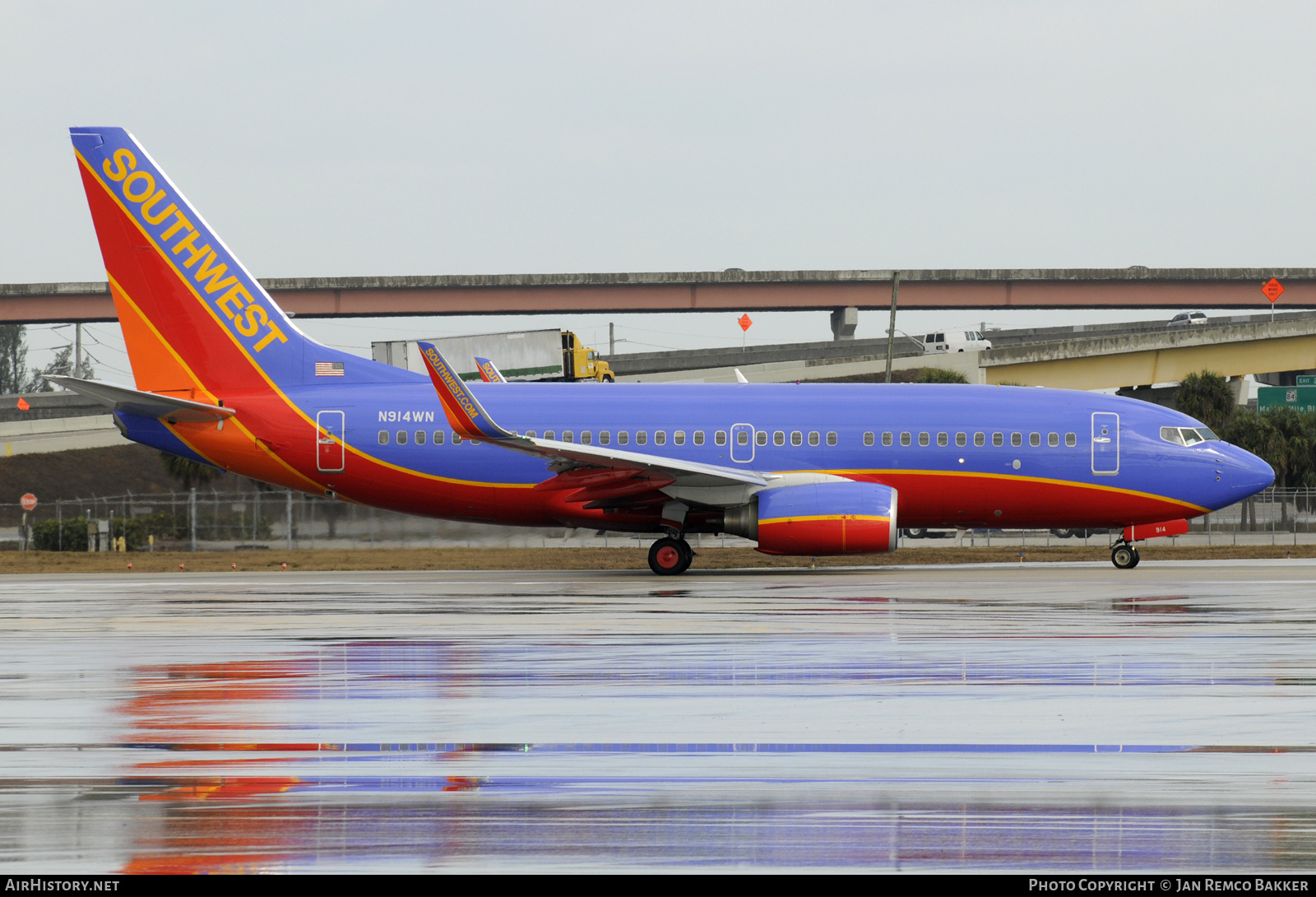 Aircraft Photo of N914WN | Boeing 737-7H4 | Southwest Airlines | AirHistory.net #361615