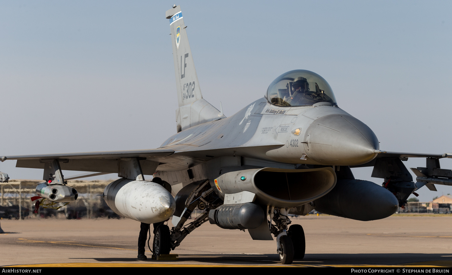 Aircraft Photo of 84-1302 / AF84-302 | General Dynamics F-16C Fighting Falcon | USA - Air Force | AirHistory.net #361676