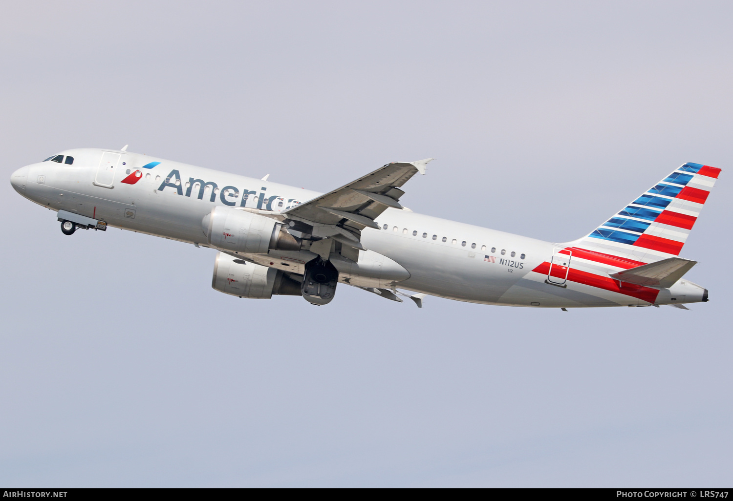 Aircraft Photo of N112US | Airbus A320-214 | American Airlines | AirHistory.net #361697