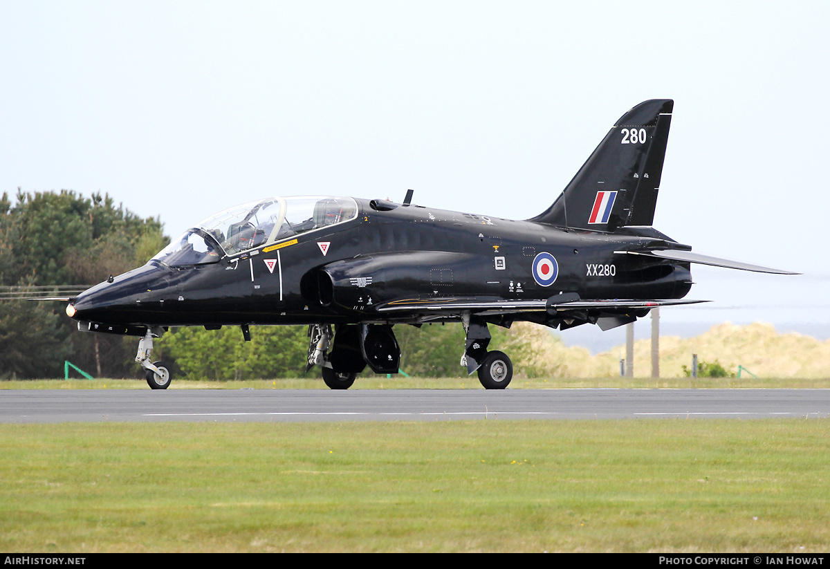 Aircraft Photo of XX280 | British Aerospace Hawk T.1A | UK - Air Force | AirHistory.net #361703