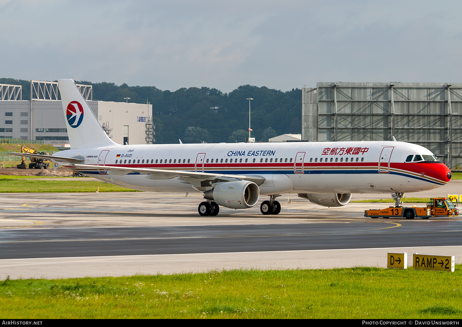 Aircraft Photo of D-AVZI | Airbus A321-211 | China Eastern Airlines | AirHistory.net #361874