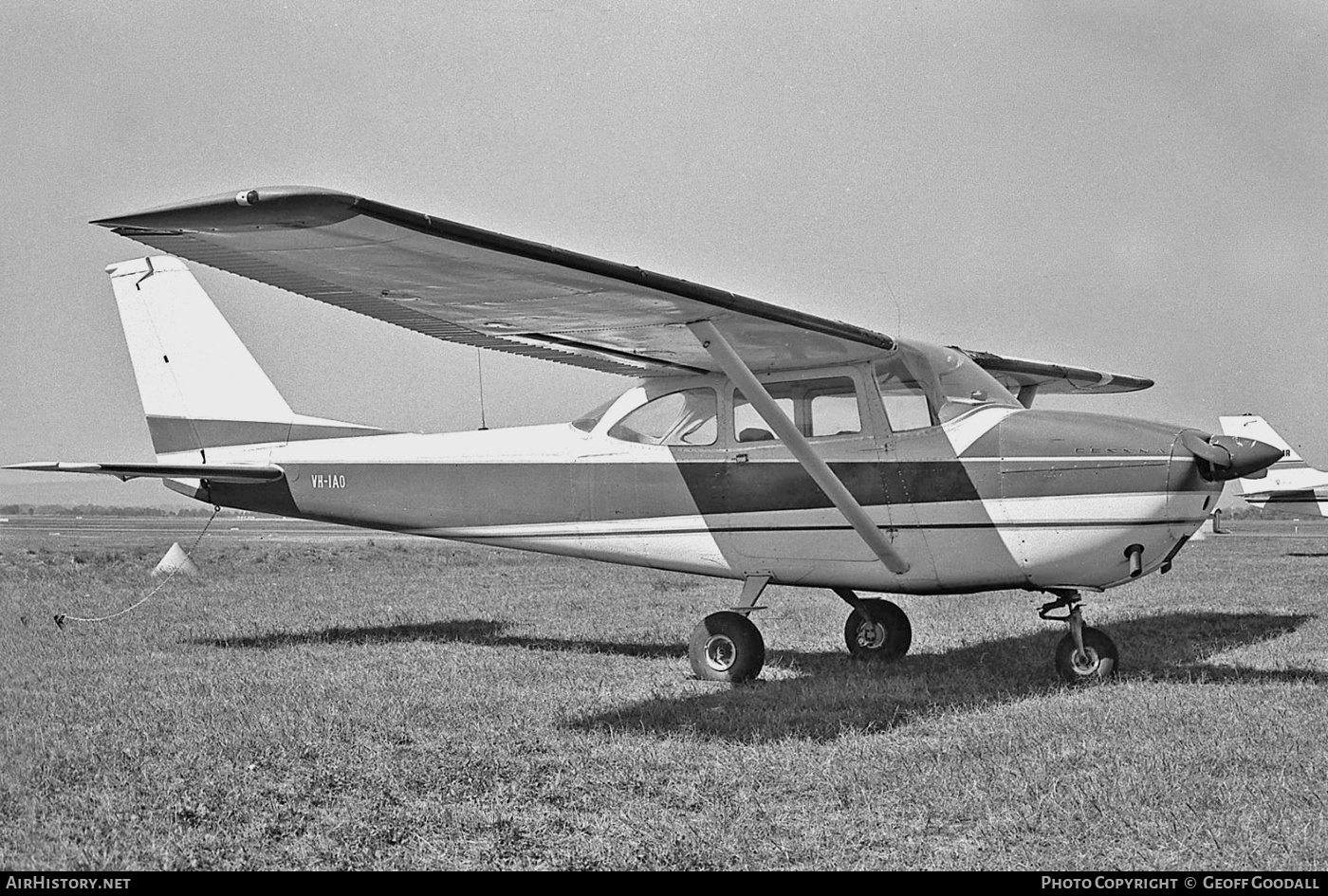 Aircraft Photo of VH-IAO | Cessna 172D Skyhawk | AirHistory.net #361931