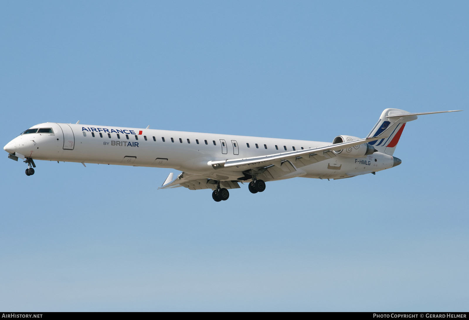 Aircraft Photo of F-HMLG | Bombardier CRJ-1000EL NG (CL-600-2E25) | Air France | AirHistory.net #362032