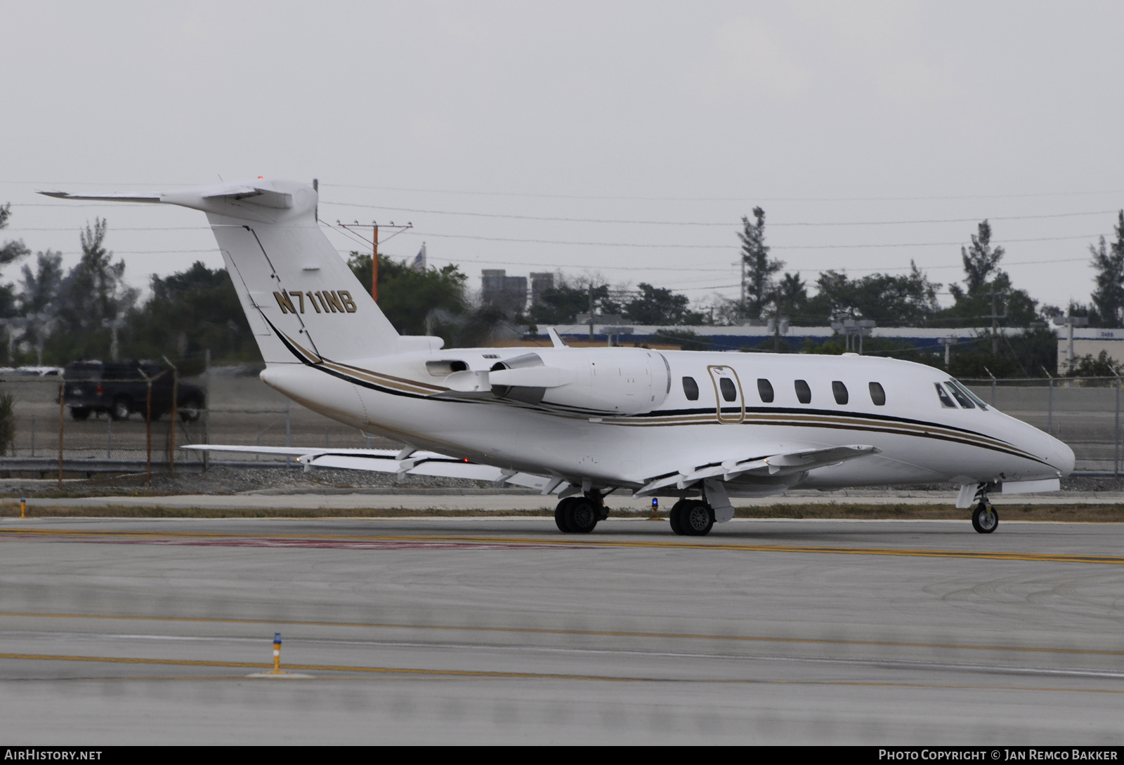 Aircraft Photo of N711NB | Cessna 650 Citation VII | AirHistory.net #362226