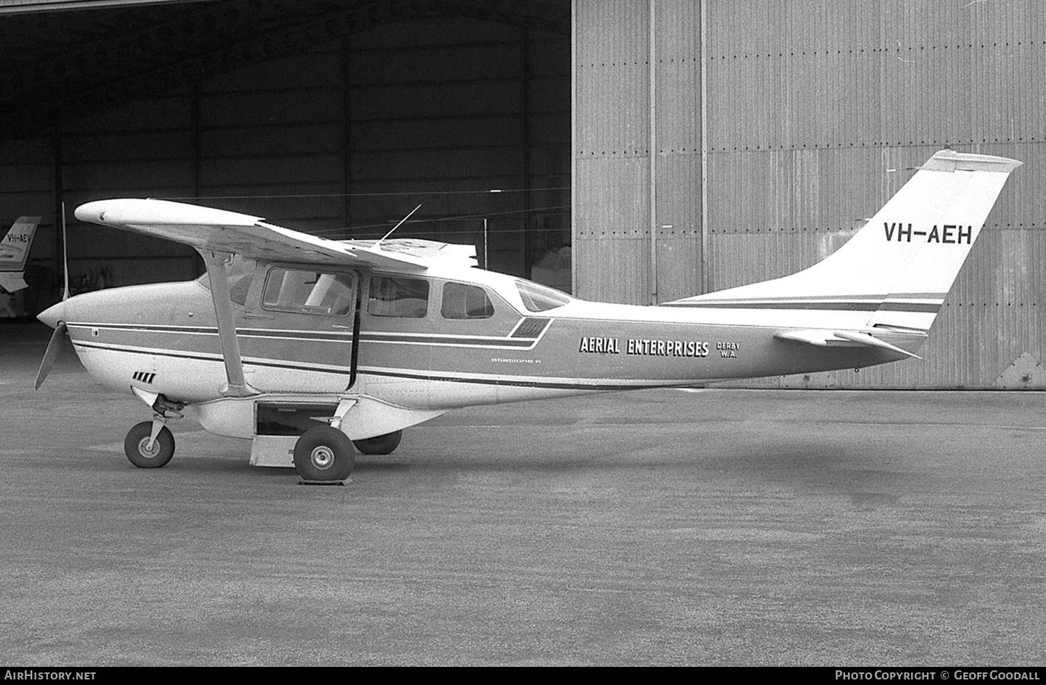 Aircraft Photo of VH-AEH | Cessna U206F Stationair | Aerial Enterprises | AirHistory.net #362234