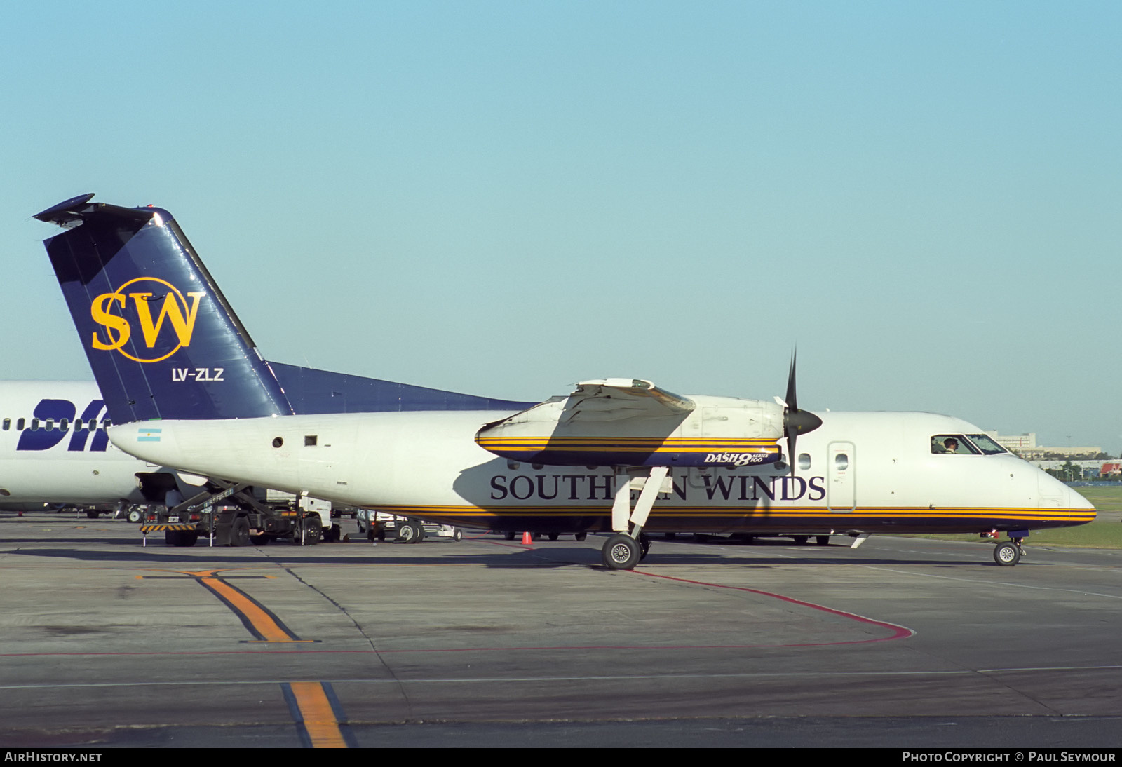 Aircraft Photo of LV-ZLZ | De Havilland Canada DHC-8-102A Dash 8 | Southern Winds | AirHistory.net #362242