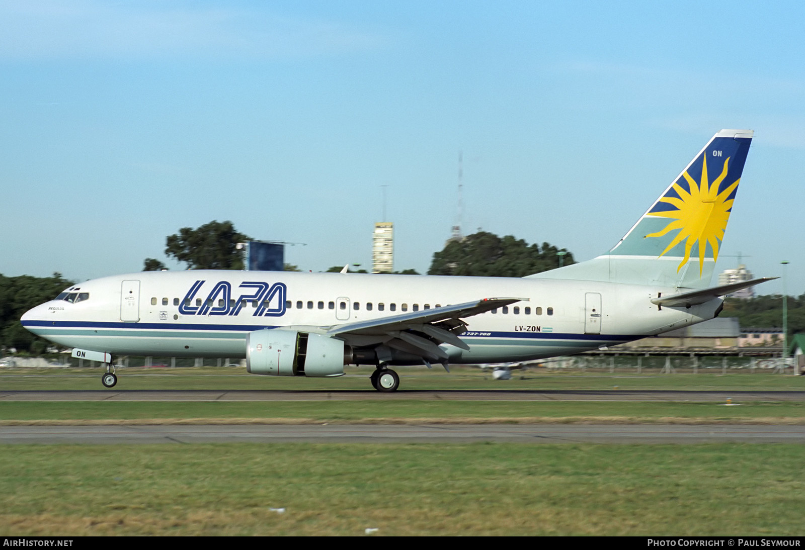 Aircraft Photo of LV-ZON | Boeing 737-7Q8 | LAPA - Líneas Aéreas Privadas Argentinas | AirHistory.net #362268