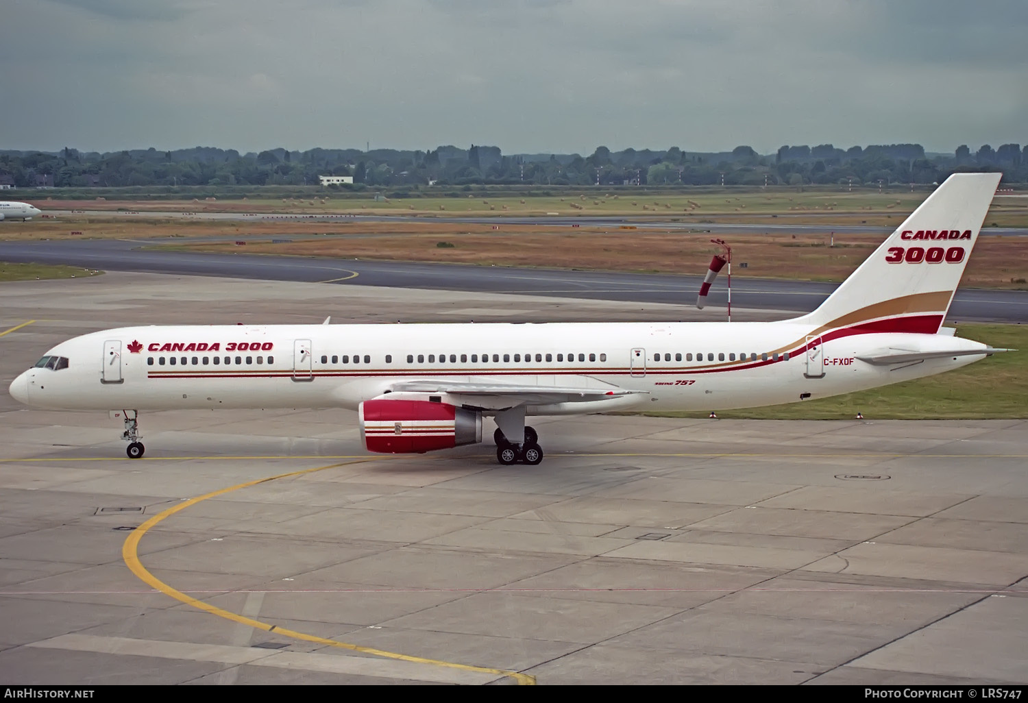 Aircraft Photo of C-FXOF | Boeing 757-28A | Canada 3000 | AirHistory.net #362306