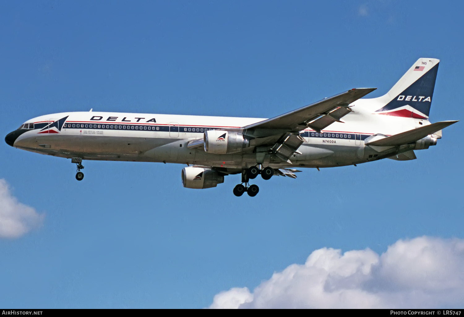 Aircraft Photo of N740DA | Lockheed L-1011-385-1-15 TriStar 250 | Delta Air Lines | AirHistory.net #362341