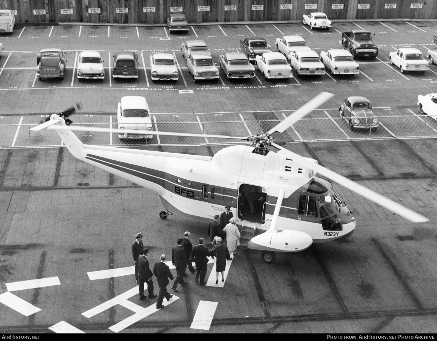 Aircraft Photo of N323Y | Sikorsky S-62A | SFO - San Francisco & Oakland Helicopter Airlines | AirHistory.net #362466