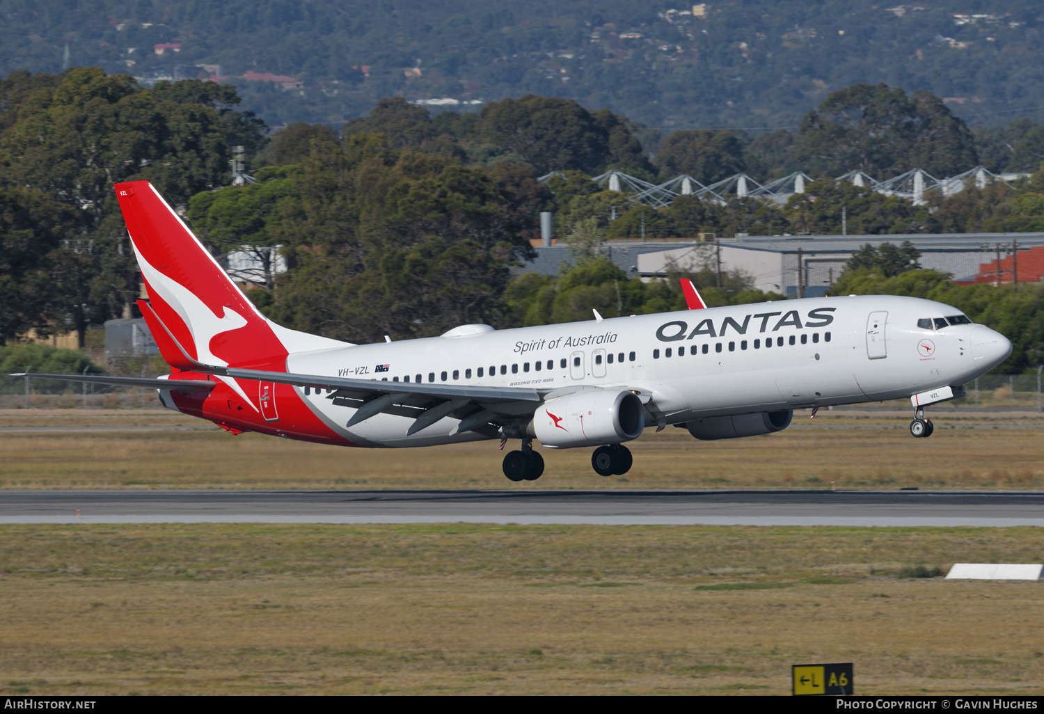 Aircraft Photo of VH-VZL | Boeing 737-838 | Qantas | AirHistory.net #362470