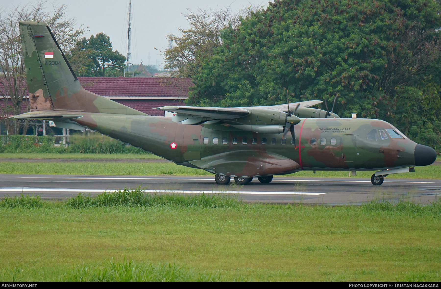 Aircraft Photo of A-2304 | CASA/IPTN CN235M-220 | Indonesia - Air Force | AirHistory.net #362495