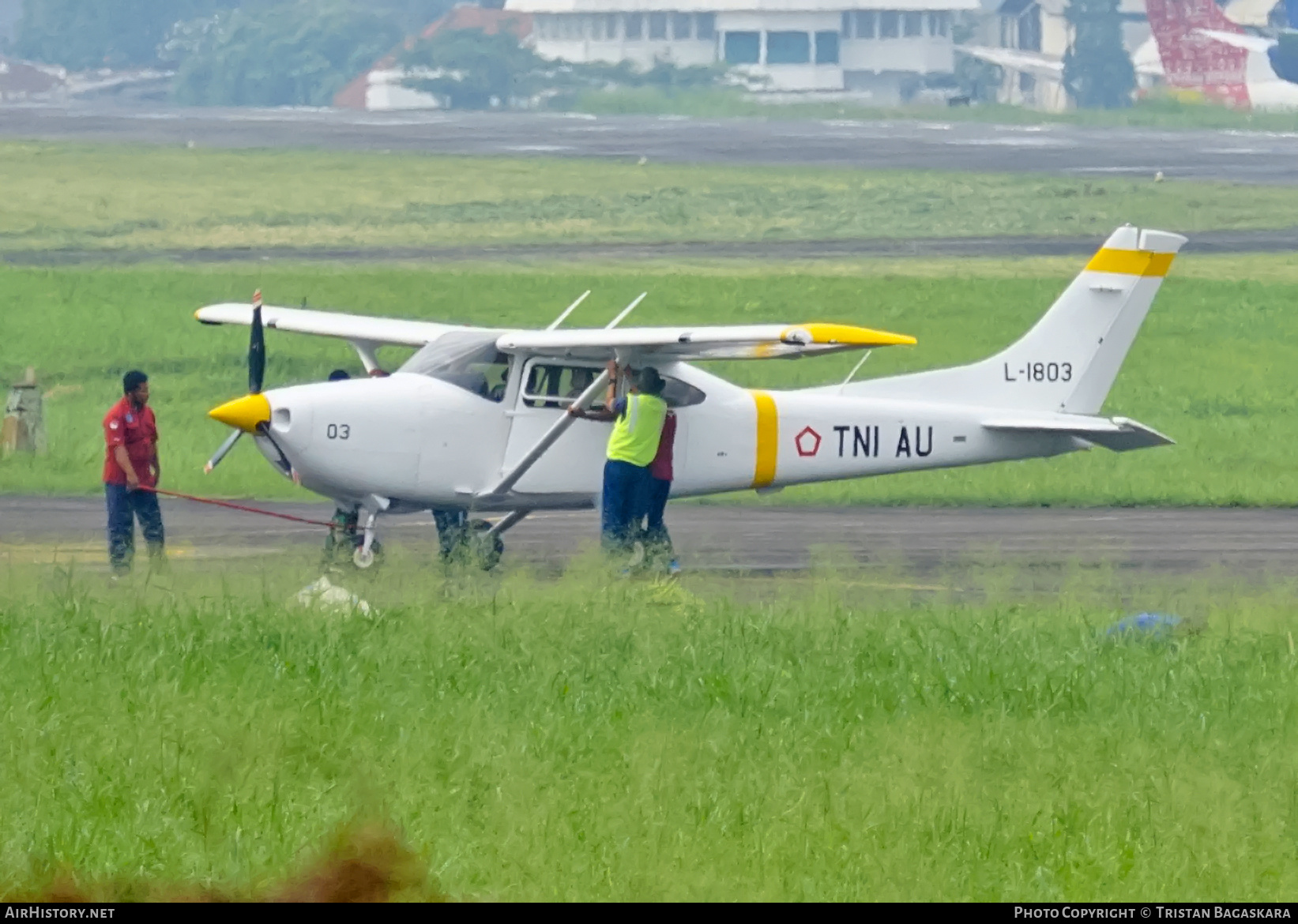 Aircraft Photo of L-1803 | Cessna 182T Skylane | Indonesia - Air Force | AirHistory.net #362497
