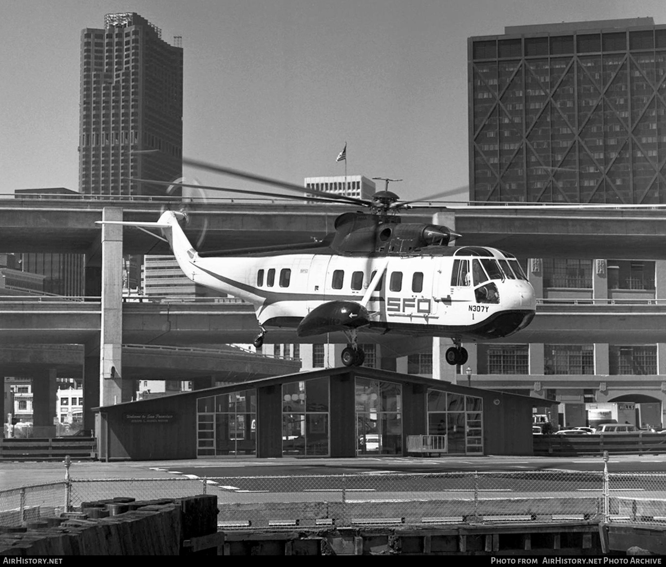 Aircraft Photo of N307Y | Sikorsky S-61N | SFO - San Francisco & Oakland Helicopter Airlines | AirHistory.net #362520