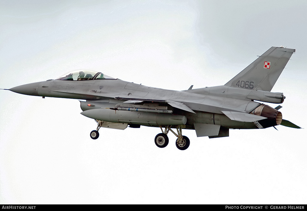 Aircraft Photo of 4066 | Lockheed Martin F-16CJ Fighting Falcon | Poland - Air Force | AirHistory.net #362559