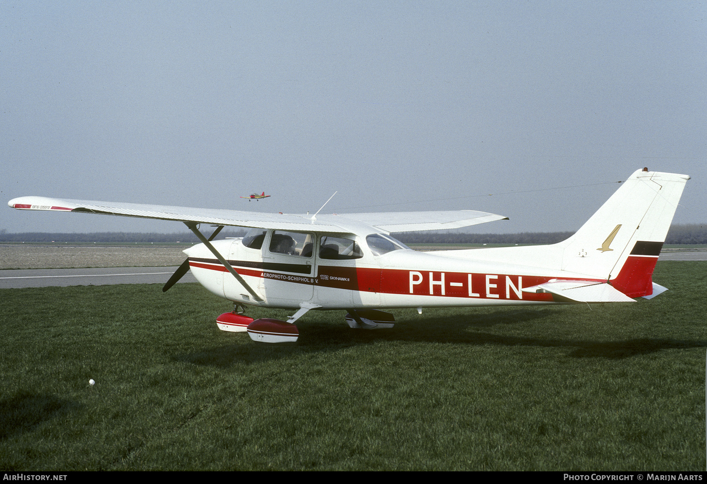 Aircraft Photo of PH-LEN | Reims F172N Skyhawk 100 II | Aerophoto-Schiphol | AirHistory.net #362615