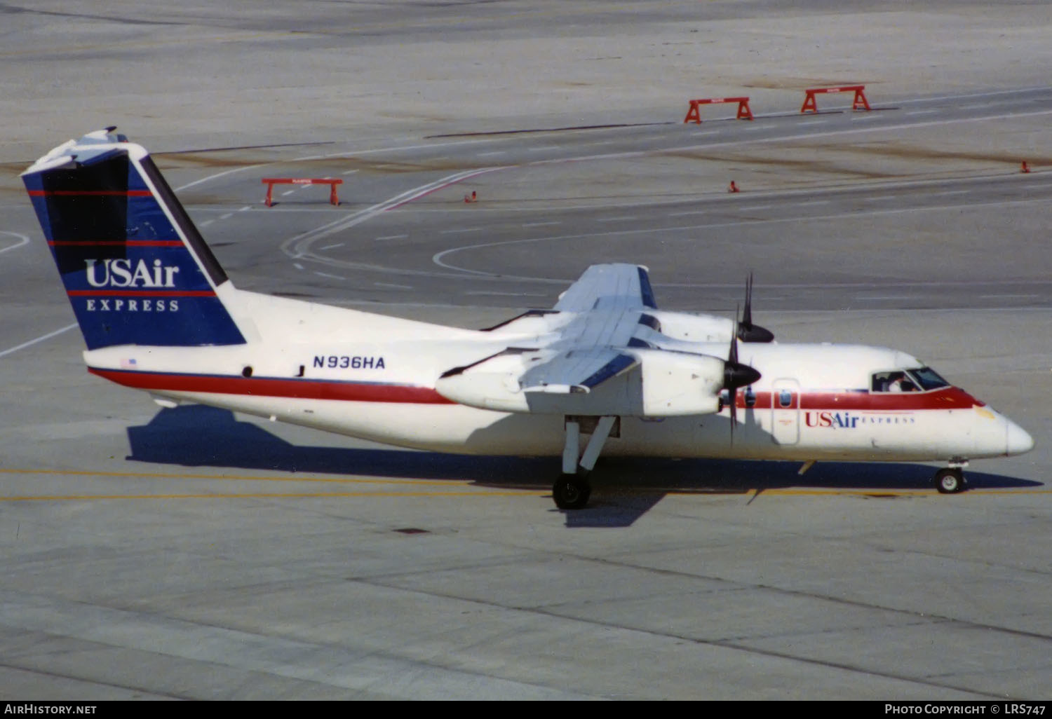 Aircraft Photo of N936HA | De Havilland Canada DHC-8-102 Dash 8 | USAir Express | AirHistory.net #362653