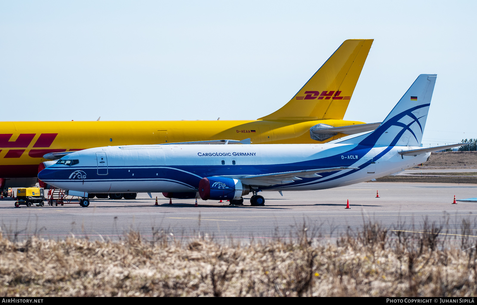 Aircraft Photo of D-ACLW | Boeing 737-48E(SF) | CargoLogic Germany - CLG | AirHistory.net #362672