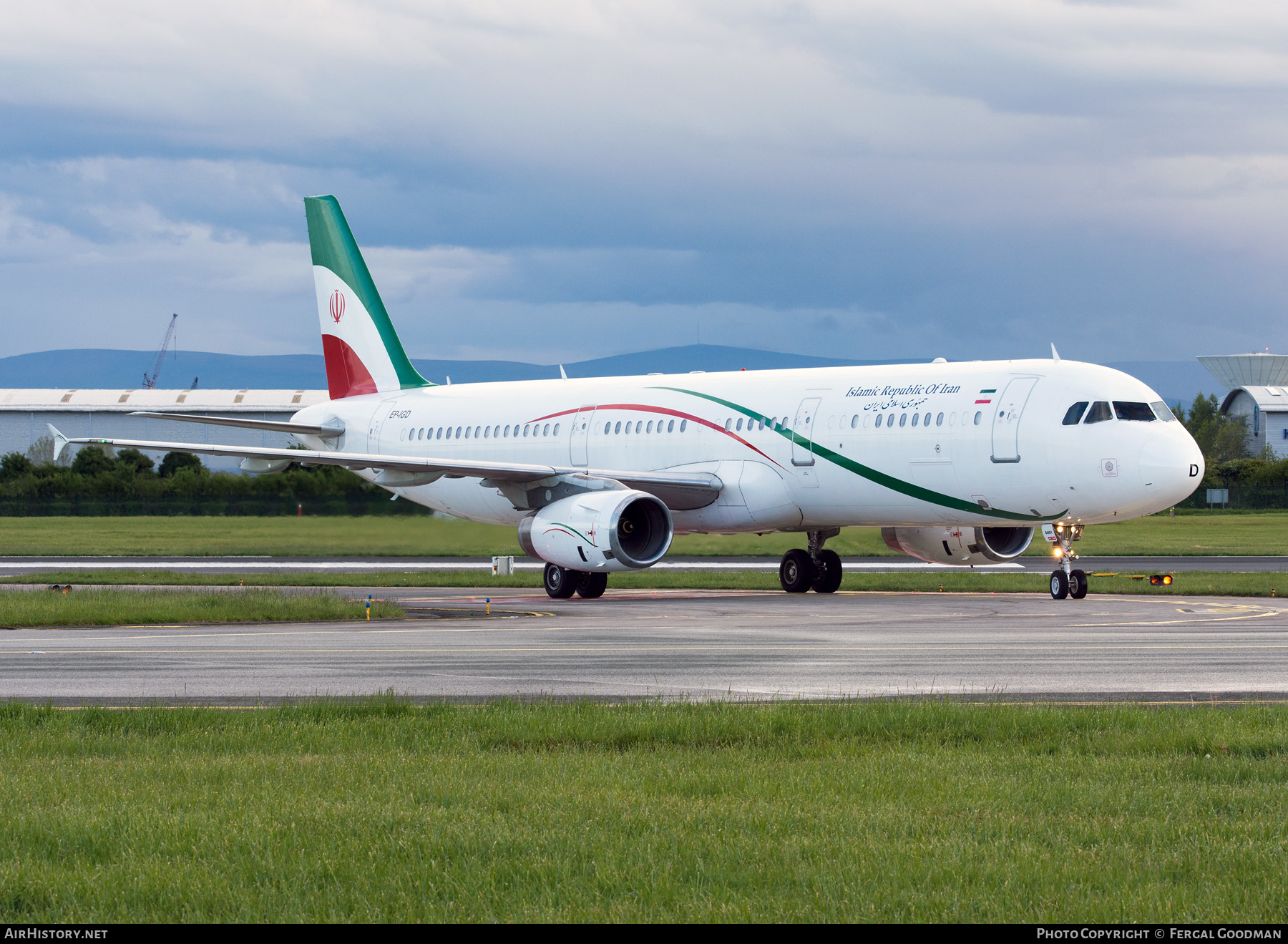 Aircraft Photo of EP-IGD | Airbus A321-231 | Islamic Republic of Iran | AirHistory.net #362687