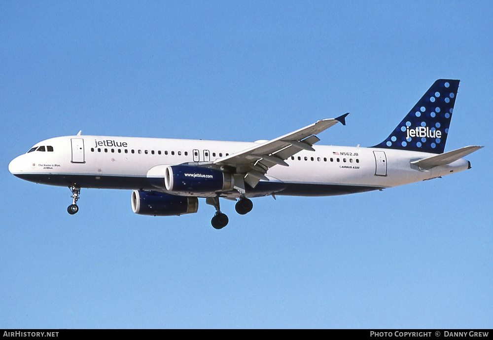Aircraft Photo of N562JB | Airbus A320-232 | JetBlue Airways | AirHistory.net #362696