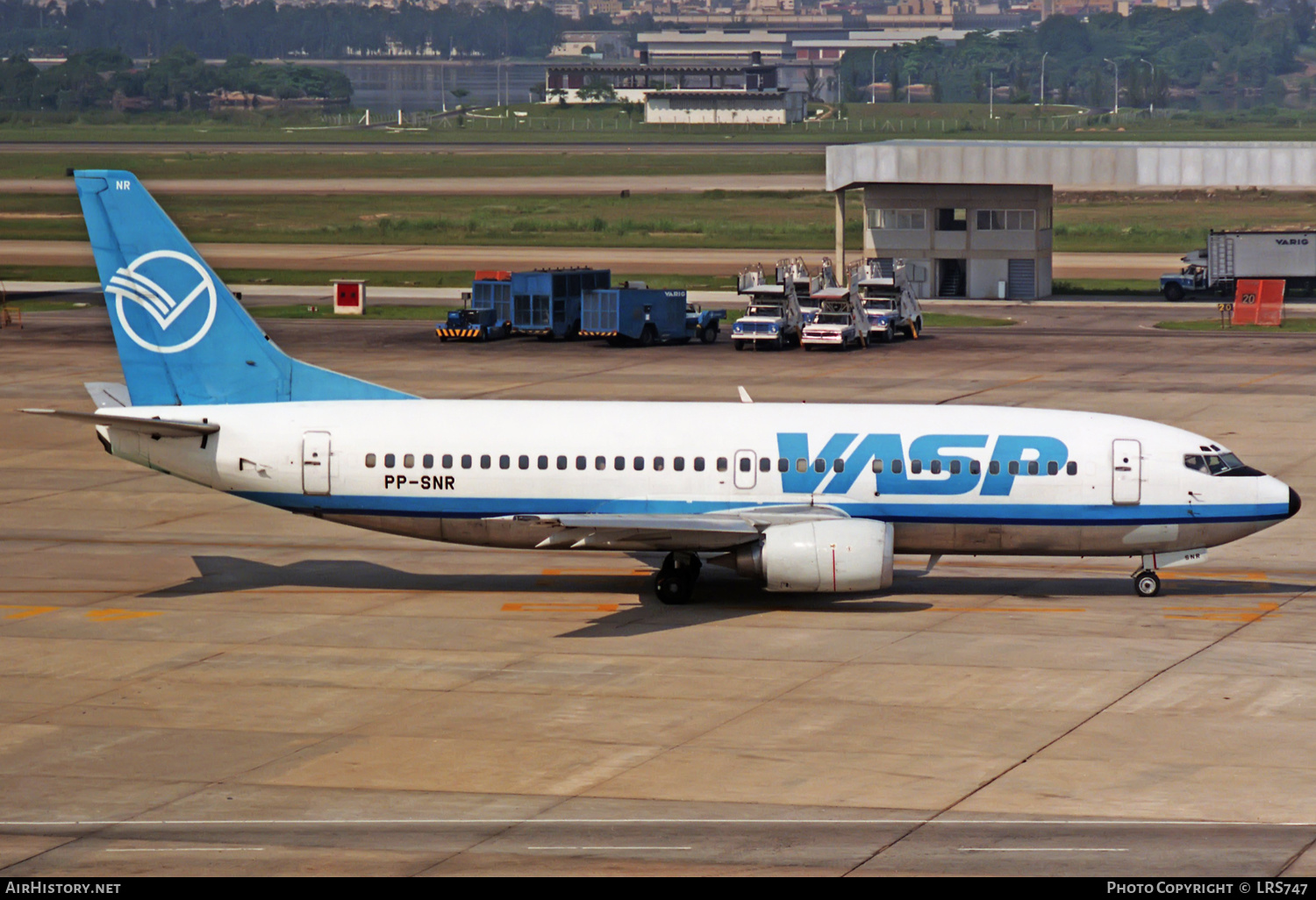 Aircraft Photo of PP-SNR | Boeing 737-317 | VASP | AirHistory.net #362741