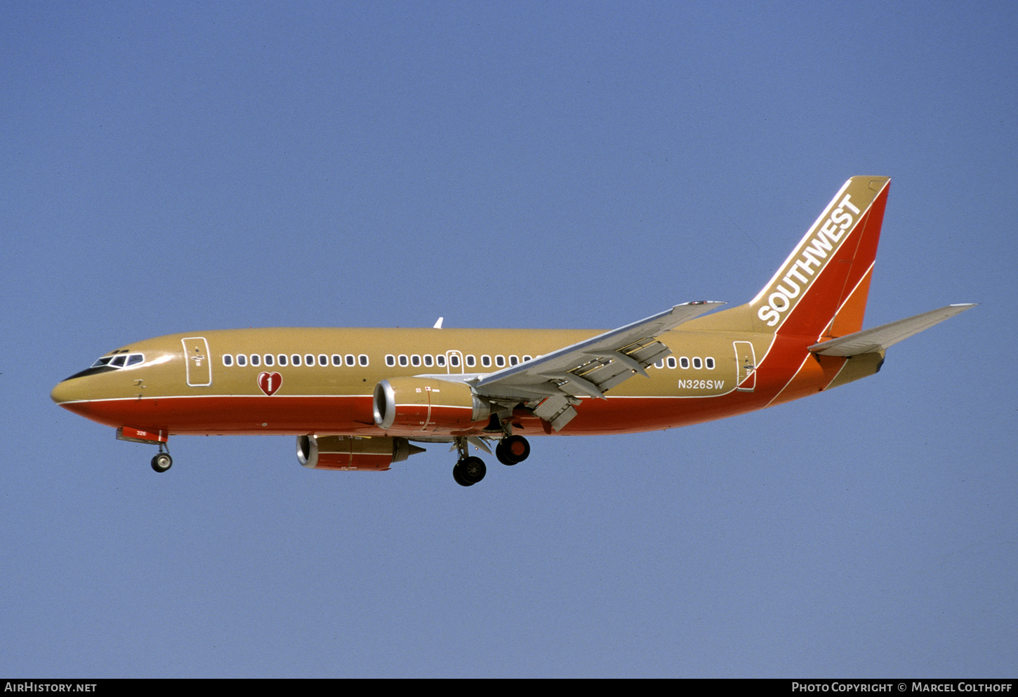 Aircraft Photo of N326SW | Boeing 737-3H4 | Southwest Airlines | AirHistory.net #362786