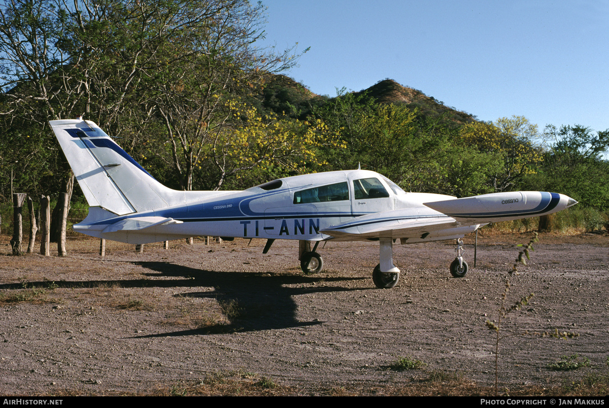 Aircraft Photo of TI-ANN | Cessna 310R | AirHistory.net #362885