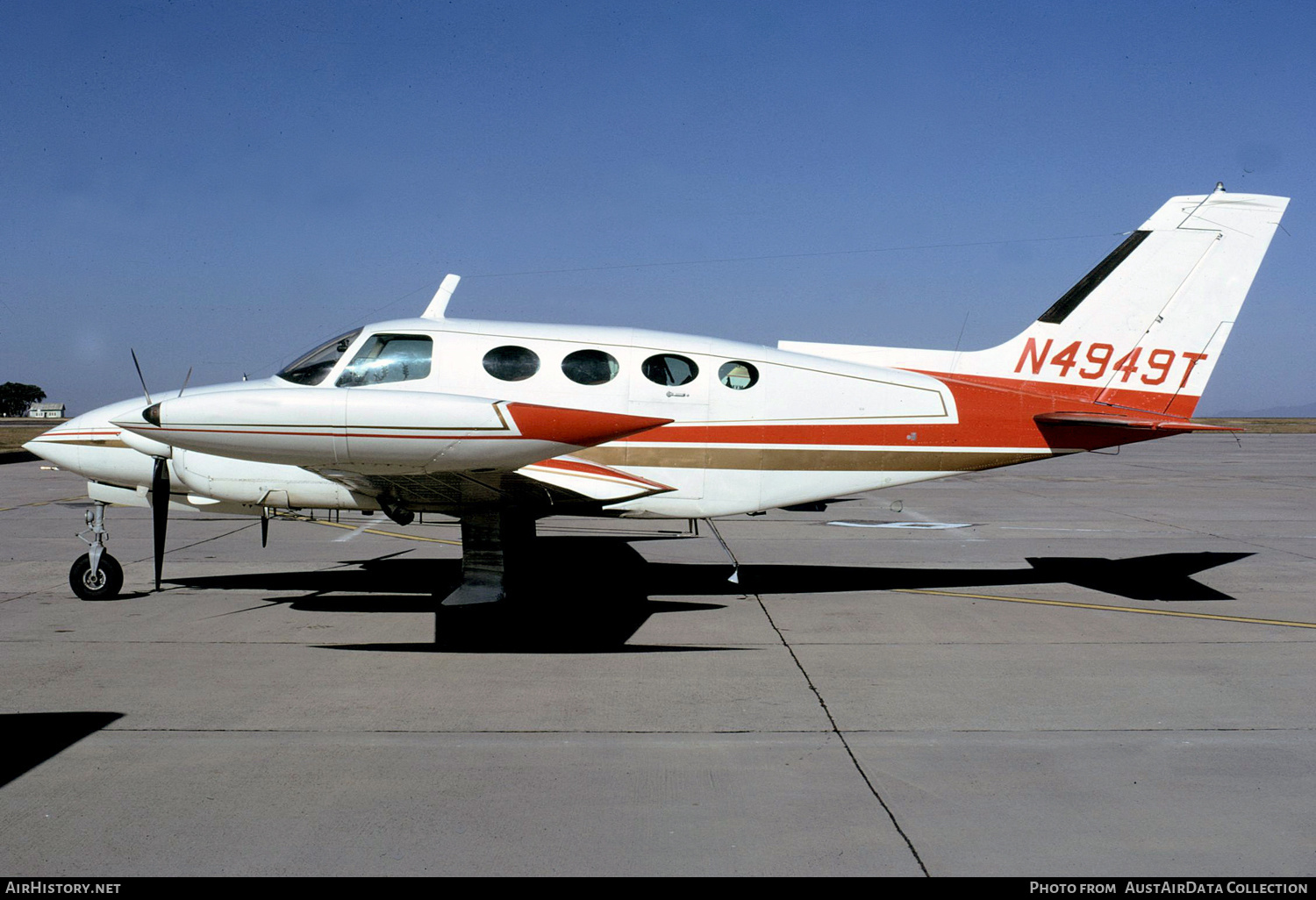 Aircraft Photo of N4949T | Cessna 411 | AirHistory.net #362941