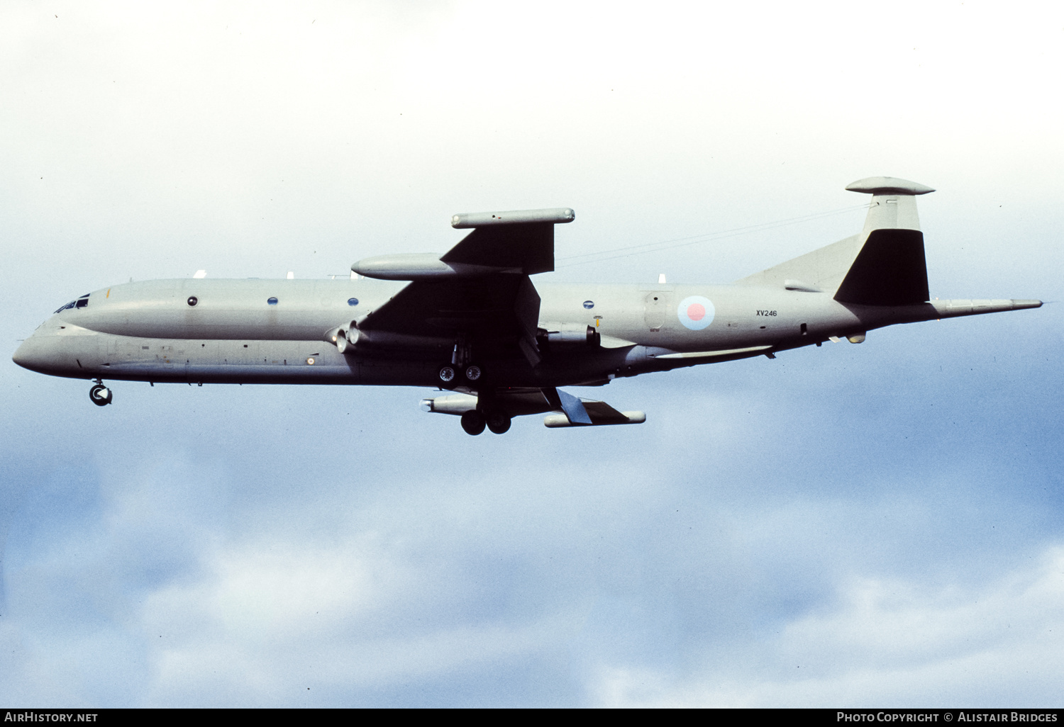 Aircraft Photo of XV246 | Hawker Siddeley Nimrod MR2 | UK - Air Force | AirHistory.net #362976