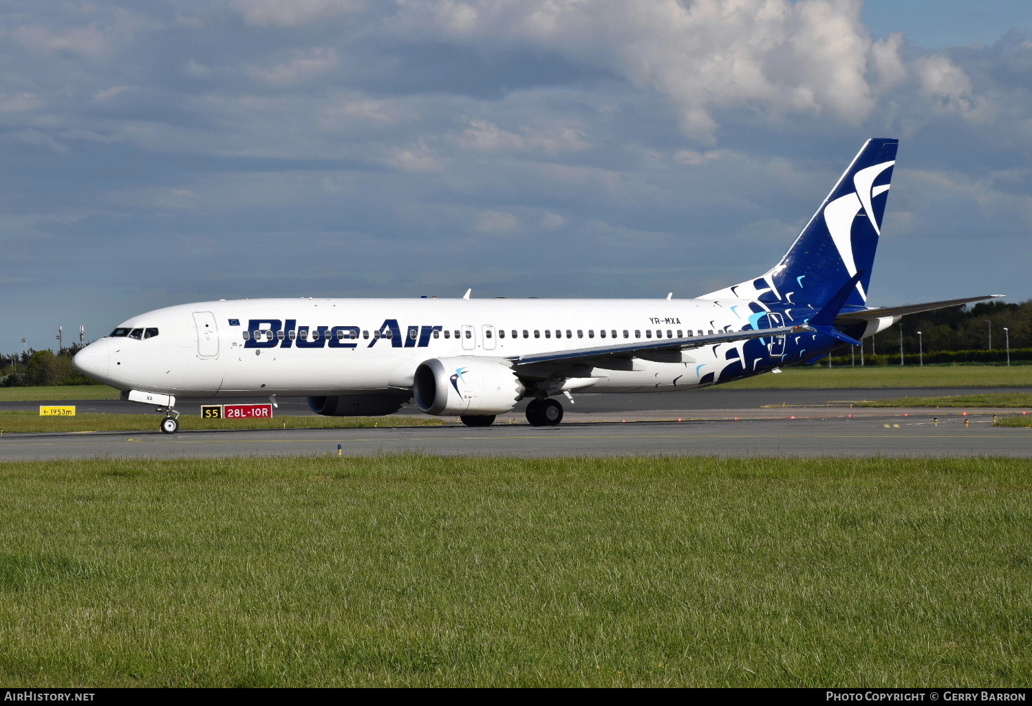 Aircraft Photo of YR-MXA | Boeing 737-8 Max 8 | Blue Air | AirHistory.net #363057