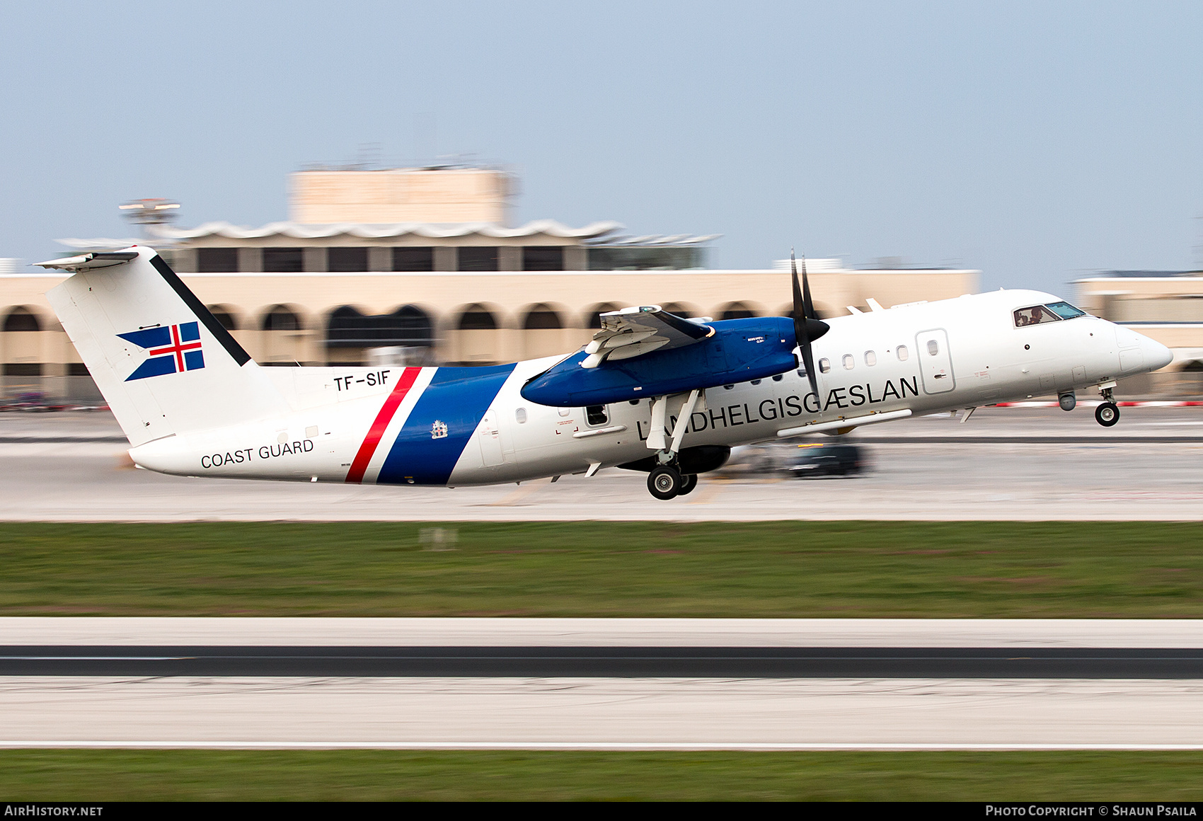 Aircraft Photo of TF-SIF | Bombardier DHC-8-314Q Dash 8 | Landhelgisgæslan | AirHistory.net #363118