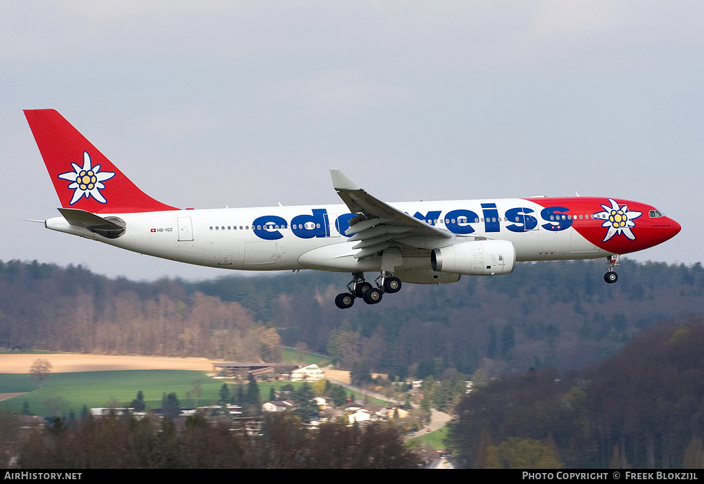 Aircraft Photo of HB-IQZ | Airbus A330-243 | Edelweiss Air | AirHistory.net #363285