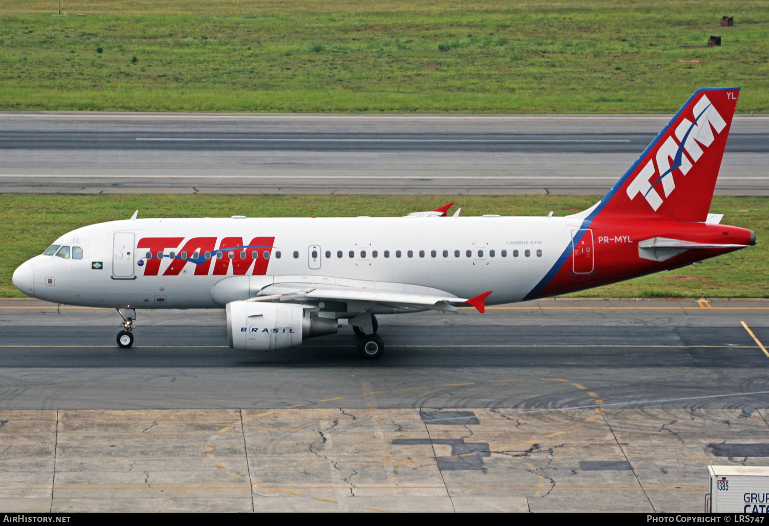 Aircraft Photo of PR-MYL | Airbus A319-112 | TAM Linhas Aéreas | AirHistory.net #363320