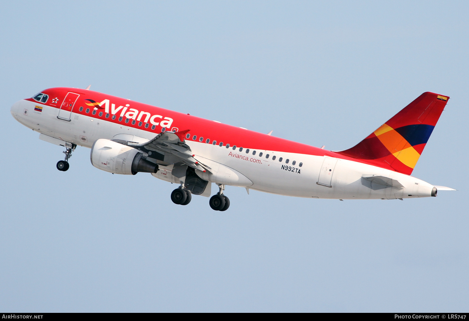 Aircraft Photo of N992TA | Airbus A319-112 | Avianca | AirHistory.net #363327