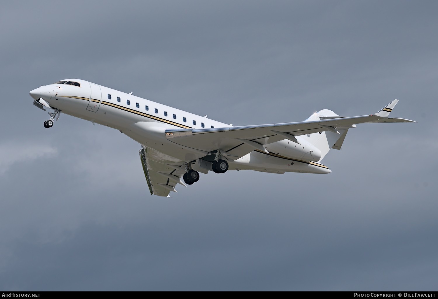 Aircraft Photo of C-GINF | Bombardier Global 6500 (BD-700-1A10) | AirHistory.net #363462