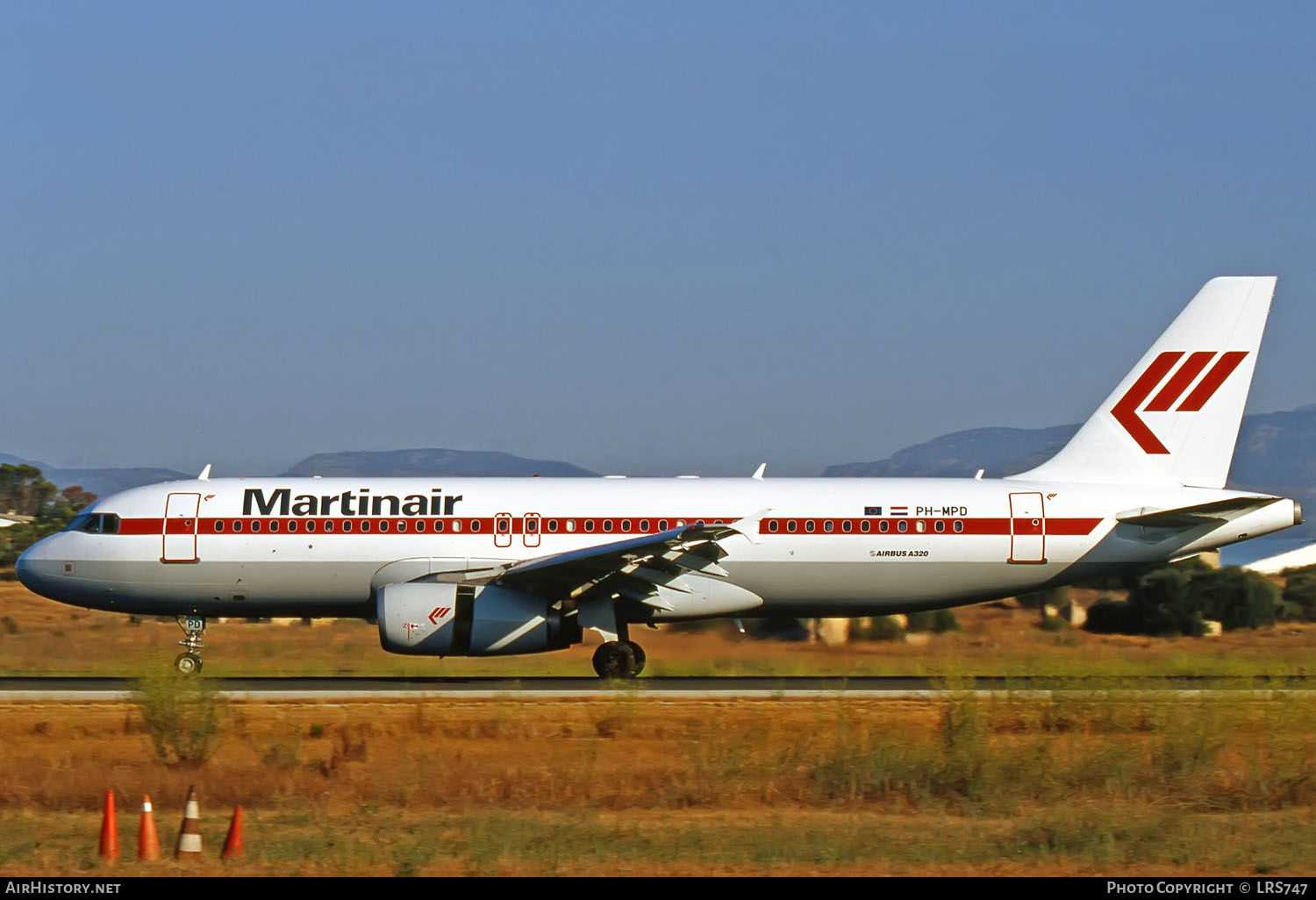 Aircraft Photo of PH-MPD | Airbus A320-232 | Martinair | AirHistory.net #363538