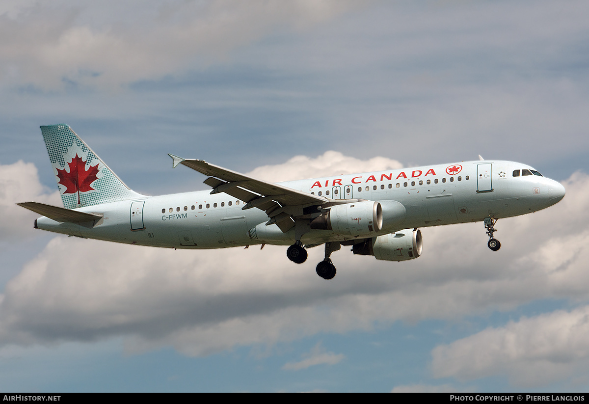 Aircraft Photo of C-FFWM | Airbus A320-211 | Air Canada | AirHistory.net #363607