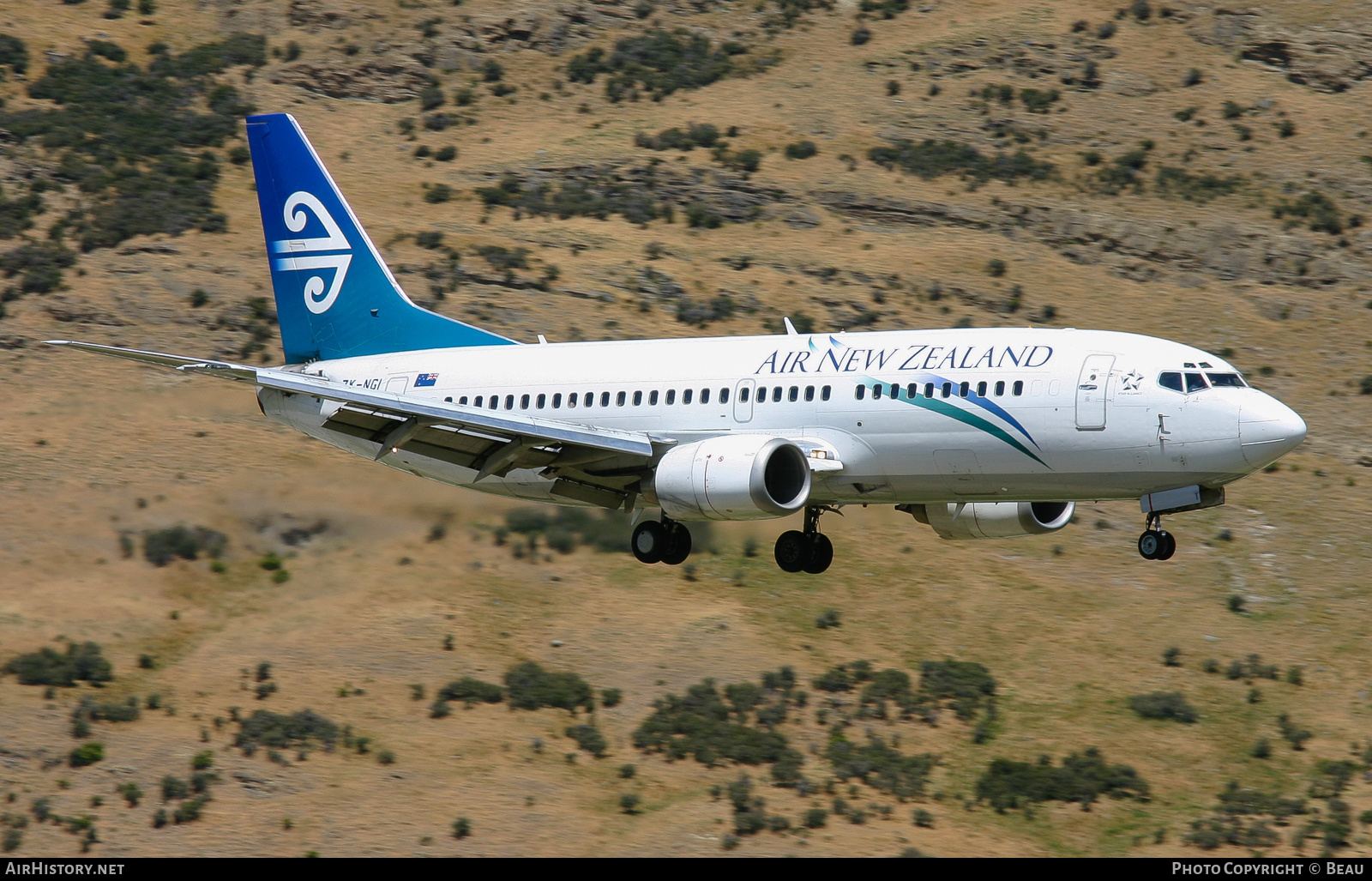 Aircraft Photo of ZK-NGI | Boeing 737-319 | Air New Zealand | AirHistory.net #363727
