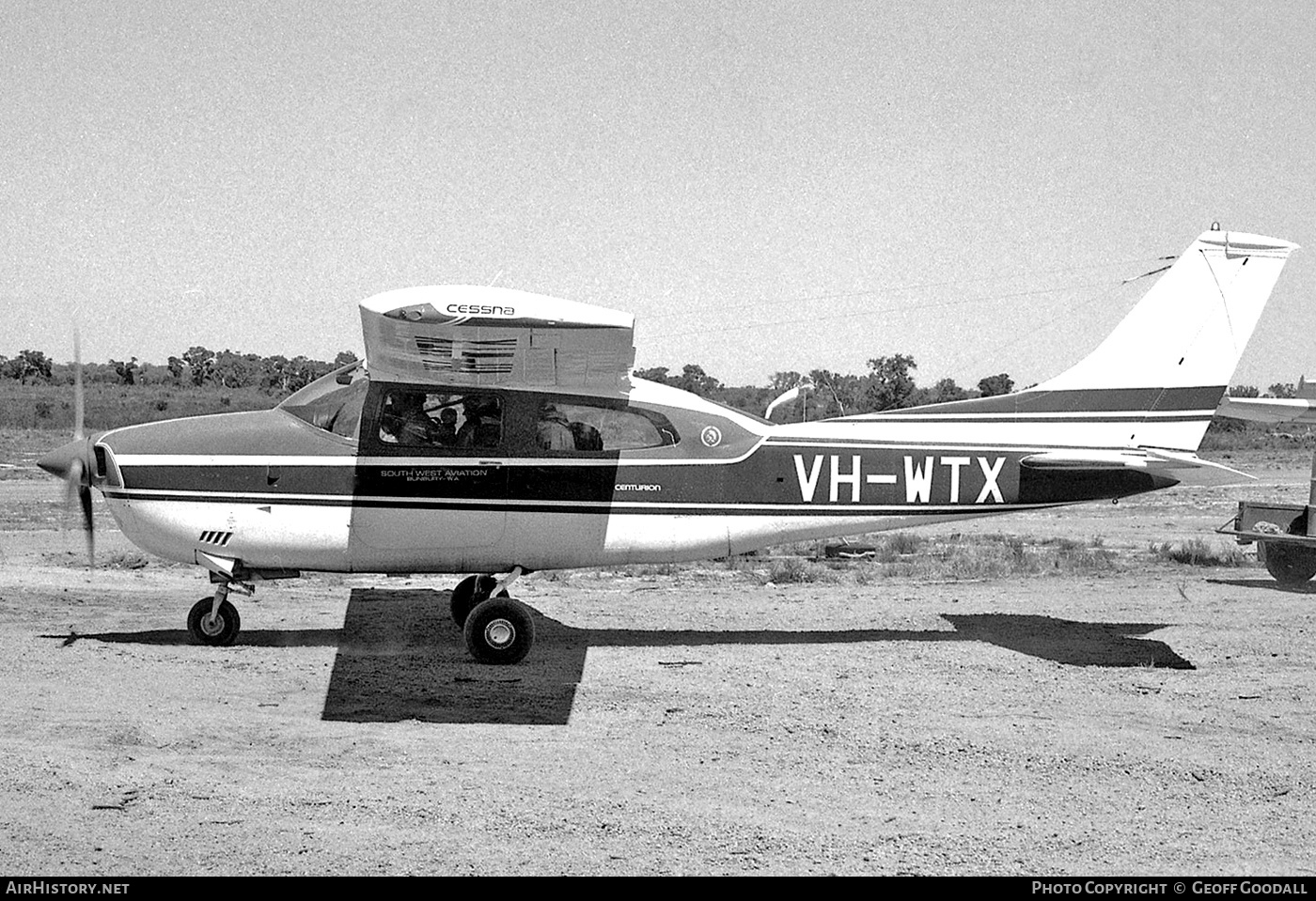 Aircraft Photo of VH-WTX | Cessna 210L Centurion | Southwest Aviation | AirHistory.net #363792