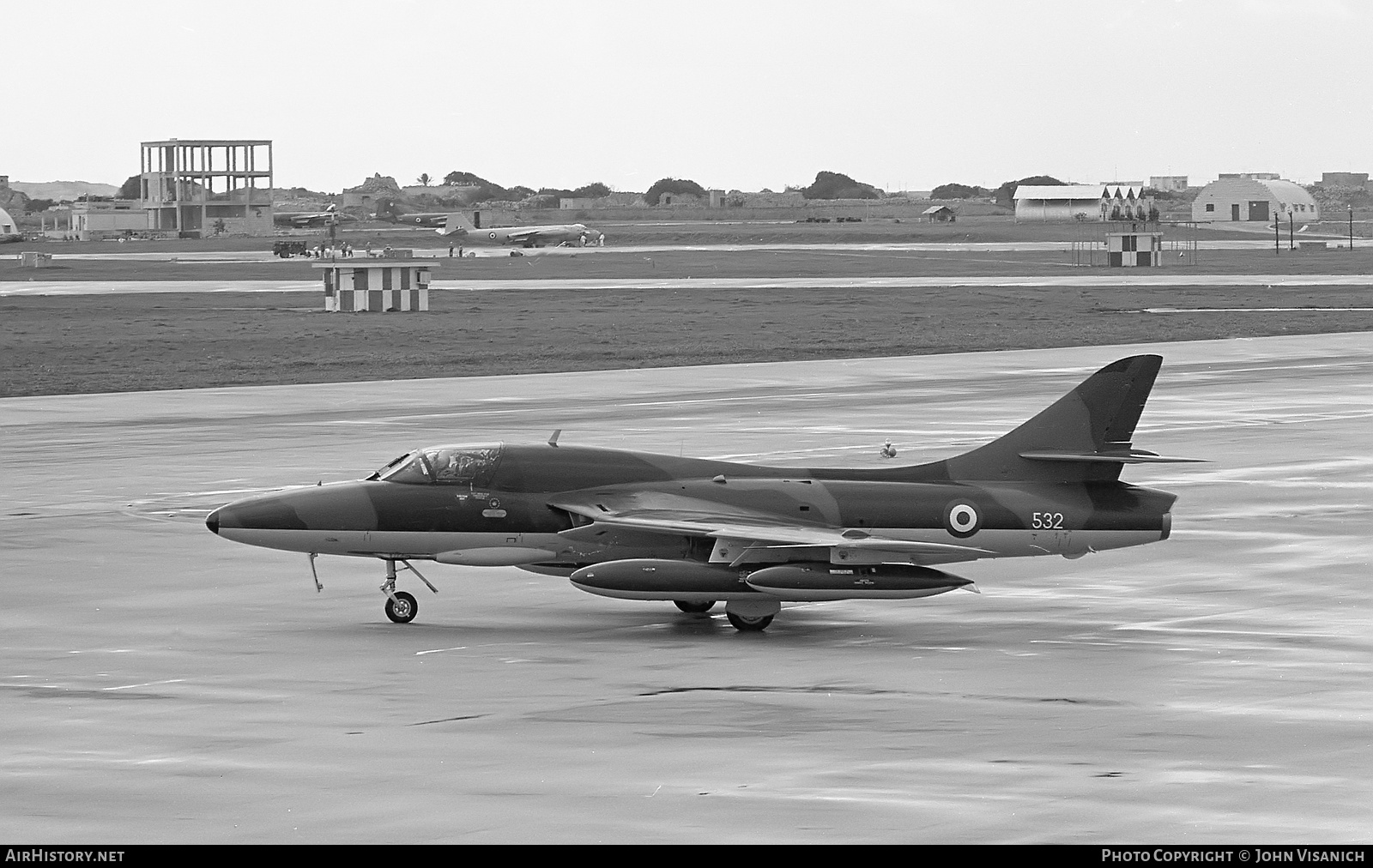 Aircraft Photo of 532 | Hawker Hunter T75 | Singapore - Air Force | AirHistory.net #363840