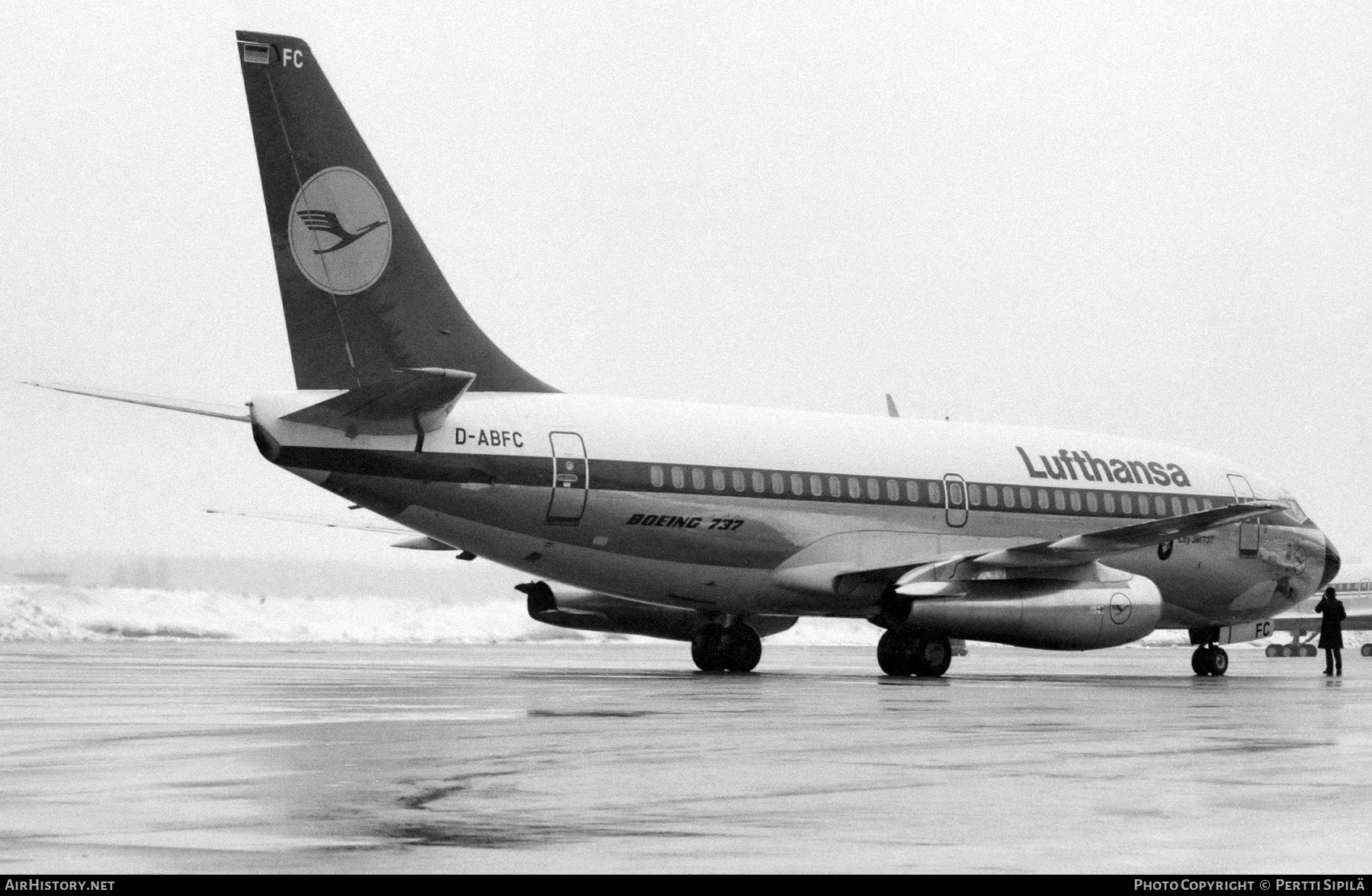 Aircraft Photo of D-ABFC | Boeing 737-230/Adv | Lufthansa | AirHistory.net #363957