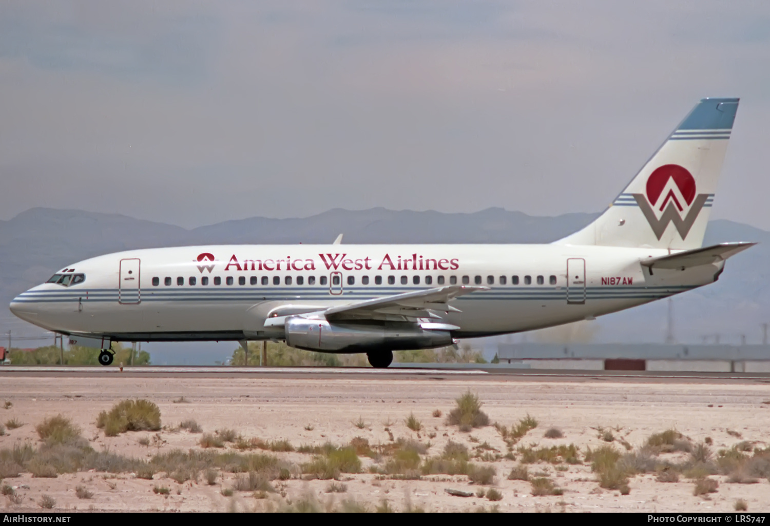 Aircraft Photo of N187AW | Boeing 737-277/Adv | America West Airlines | AirHistory.net #364005