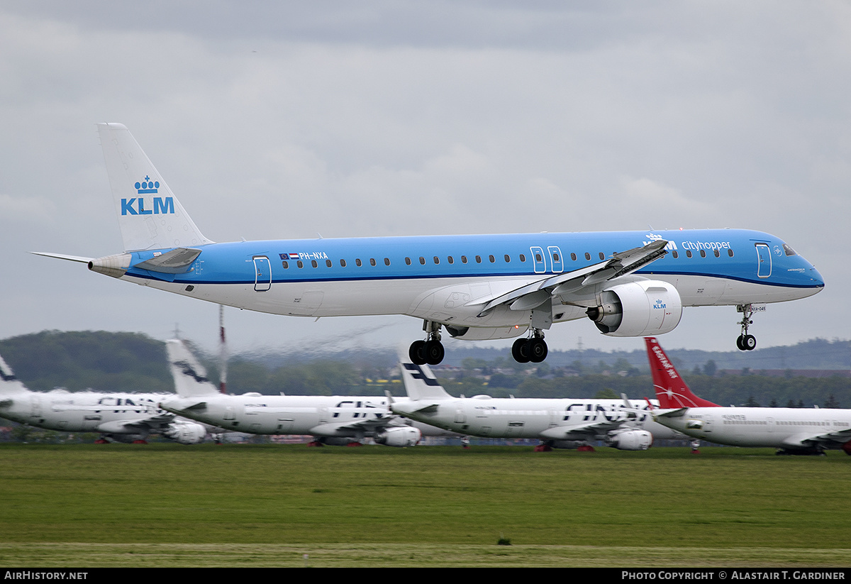 Aircraft Photo of PH-NXA | Embraer 195-E2 (ERJ-190-400) | KLM Cityhopper | AirHistory.net #364022