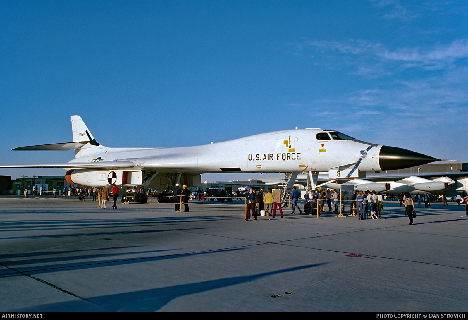 Aircraft Photo of 74-0160 / 40160 | Rockwell B-1A Lancer | USA - Air Force | AirHistory.net #364038