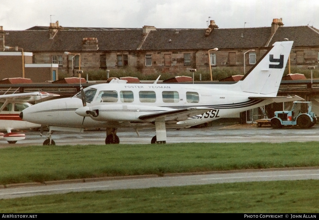 Aircraft Photo of G-WSSL | Piper PA-31-350 Navajo Chieftain | Foster Yeoman | AirHistory.net #364076
